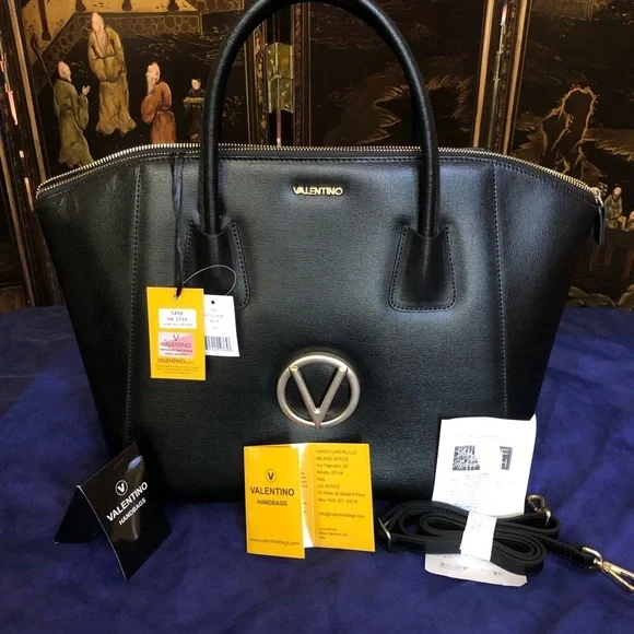 Valentino black, leather, brand new handbag - Picture 6 of 9